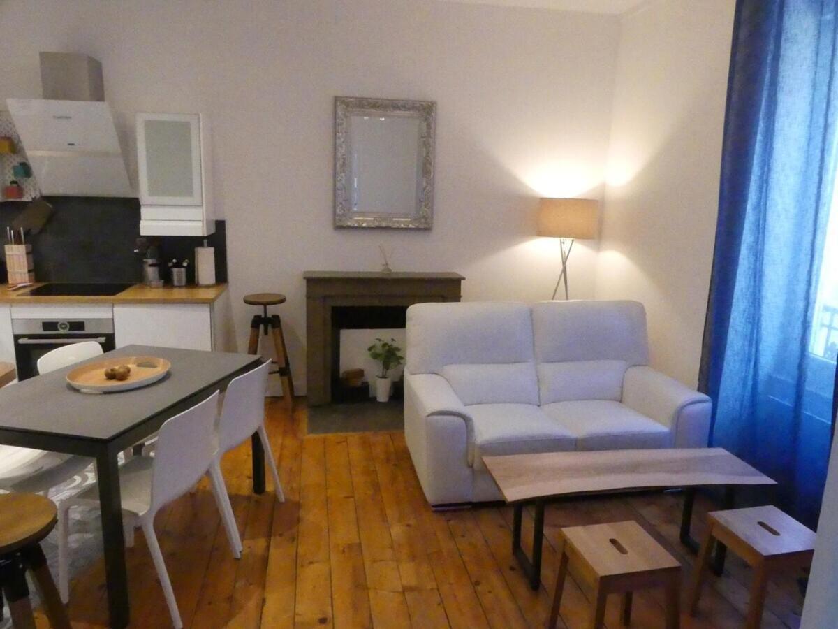 Hotegam Agency, 70 Rue Thiers Championnet, Close Sncf, New & Design, 2 Bedrooms, 1 Office