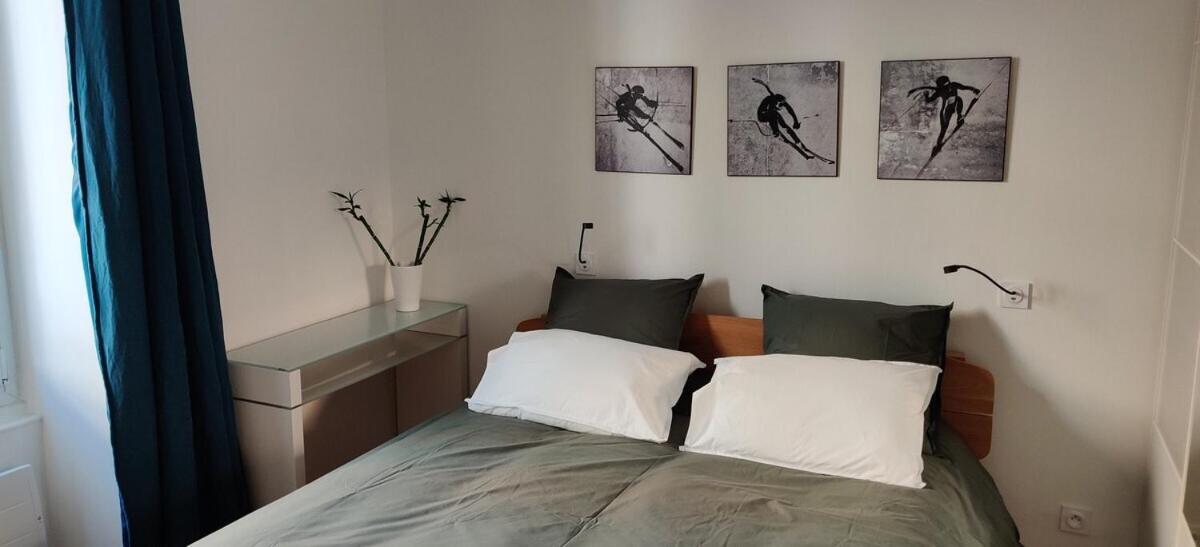 Apartment Hotegam Agency, 70 Rue Thiers Championnet, Close Sncf, New & Design, 2 Bedrooms, 1 Office